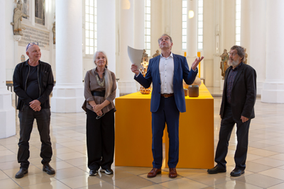 Juror Hubert Sanktjohanser, Ausstellungskuratorin Isolde Bazlen, Dr. Markus Eder, Vorstandsmitglied Otto Baier